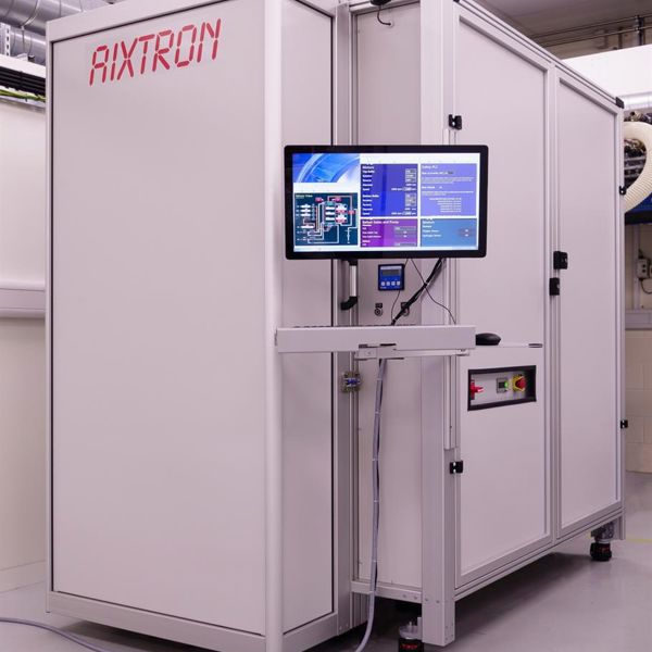 From prototypes to products: AIXTRON's new systems enable cost-effective and large-scale production of graphene and related materials by chemical vapour deposition. Today, Graphene Flagship industrial partner AIXTRON showcased two new systems that enable cost-effective graphene production for a myriad of applications – such as consumer electronics, sensors, and photonics.The new devices allow the production of graphene under ambient conditions, and bring the cost of graphene films down.