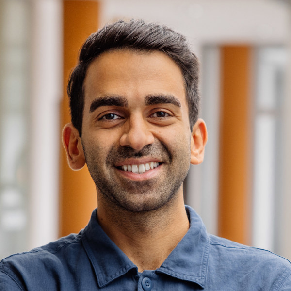 Parhizkar Shayan 